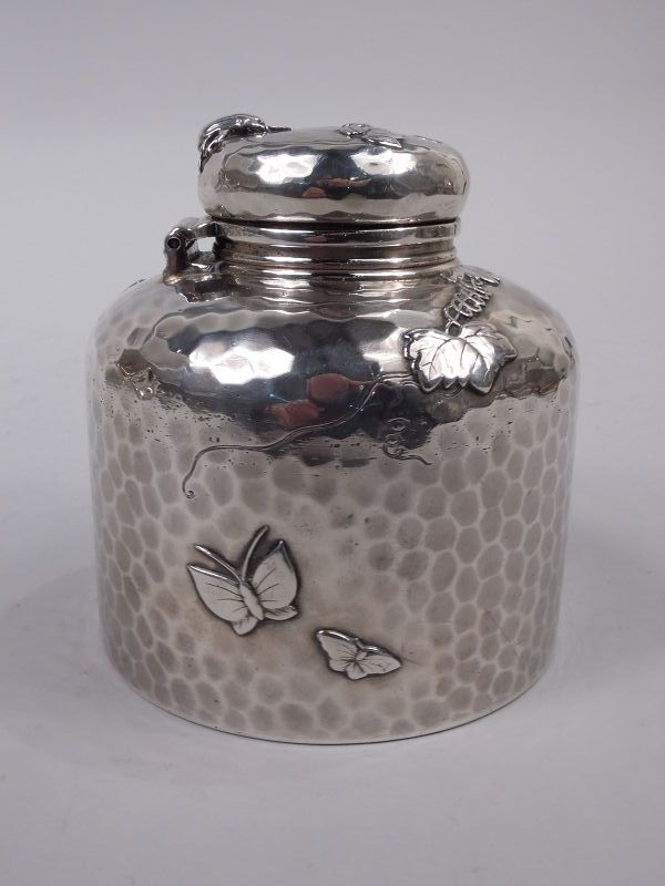 Store Inkwell with a Sterling silver lid