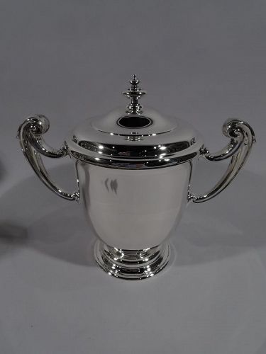 Elegant English Edwardian Sterling Silver Classical Covered Urn 1913
