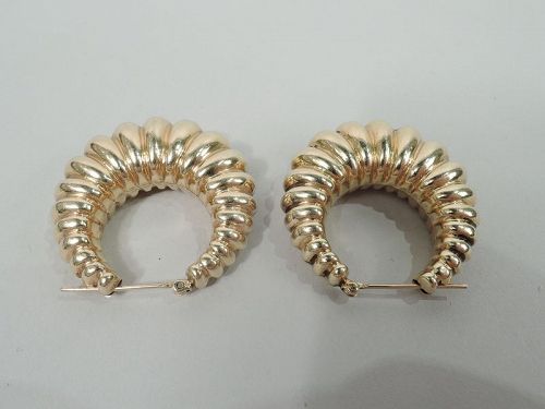 Pair of American Midcentury Classical 14k Gold Hoop Earrings