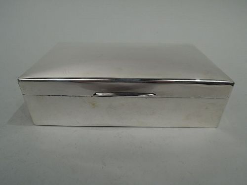 English Modern Sterling Silver Box 1923