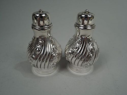Pair of American Edwardian Sterling Silver Salt & Pepper Shakers