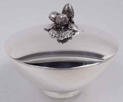 Tiffany Midcentury Modern Sterling Silver Bowl with Strawberry Finial