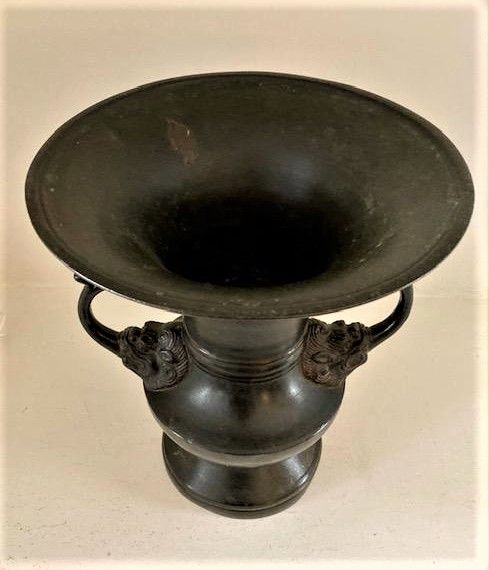 Japanese bronze Edo period vase