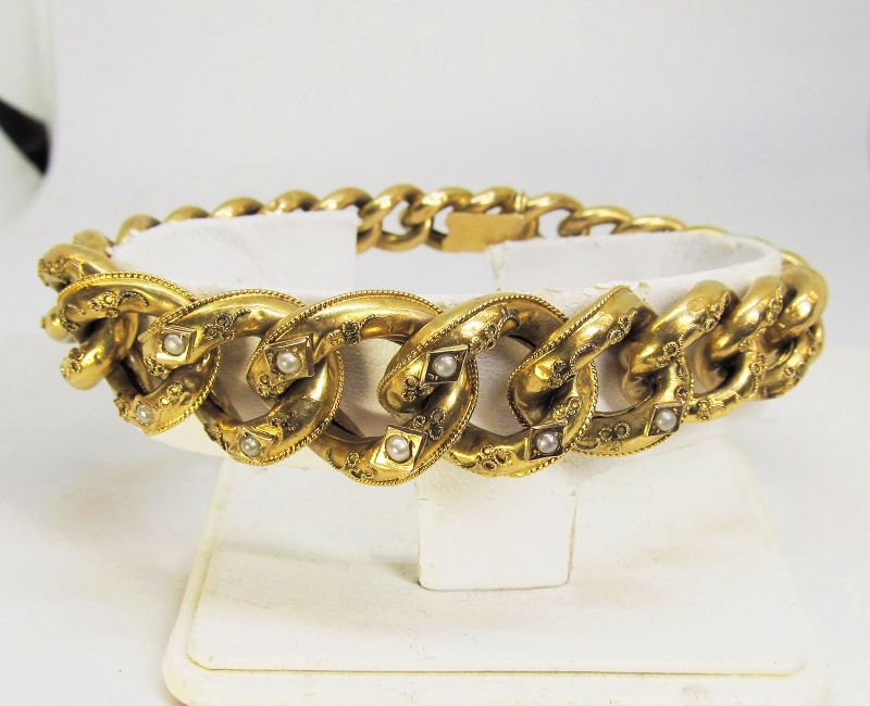 Victorian 18Kt Link Bracelet with Seed pearls