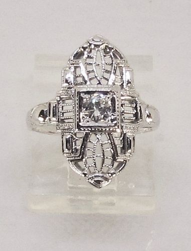 Filigree Diamond Ring 18Kt White Gold