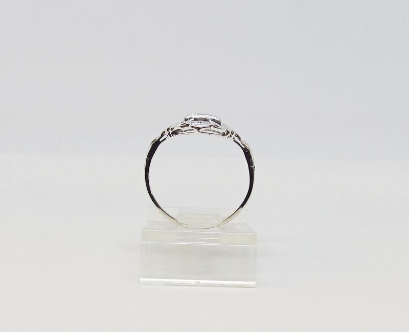 Filigree Diamond Ring 18Kt White Gold