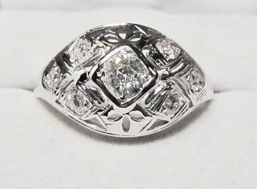 18Kt White Gold and Diamond Openwork Ring