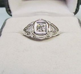 18Kt White Gold Filigree and Diamond Ring