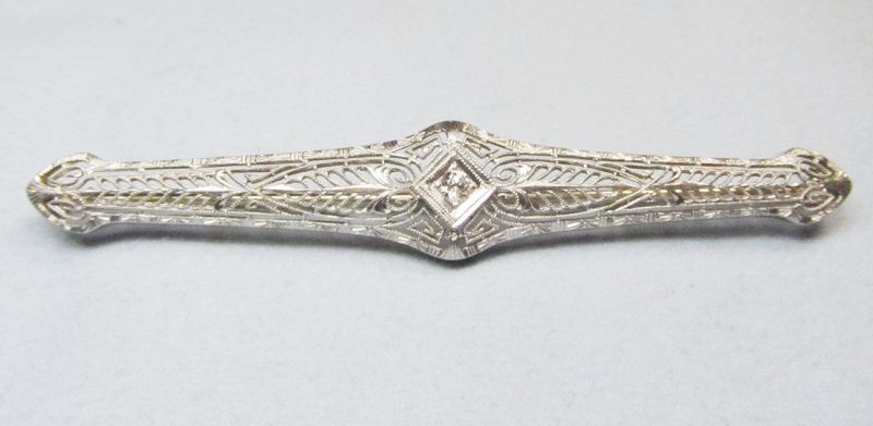 14Kt Gold Filigree Bar Pin with a Diamond