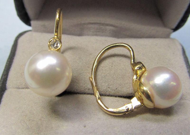 Cultured Pearl and Diamond Earrings Set in 14Kt Gold