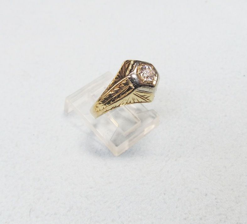 Art Deco Solitaire Diamond Ring