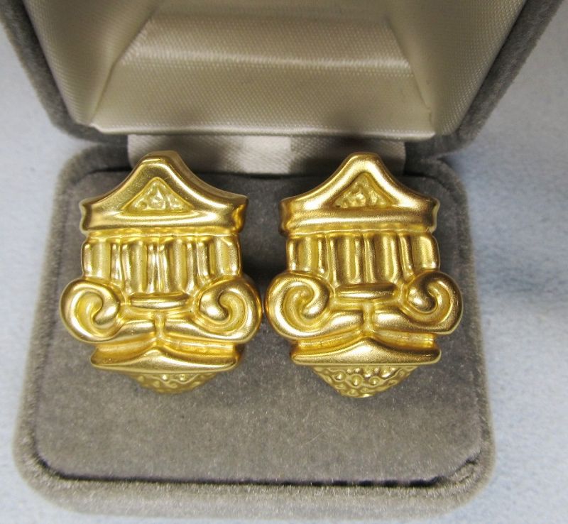 18Kt Gold Earrings, High Fashion