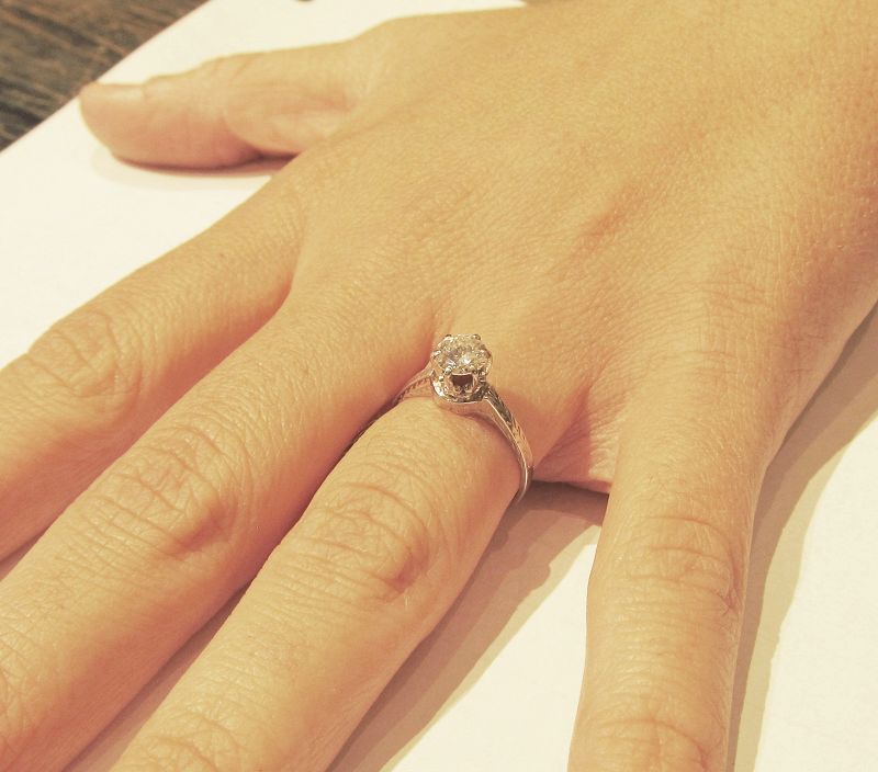 Diamond Engagement Ring in 14Kt White Gold