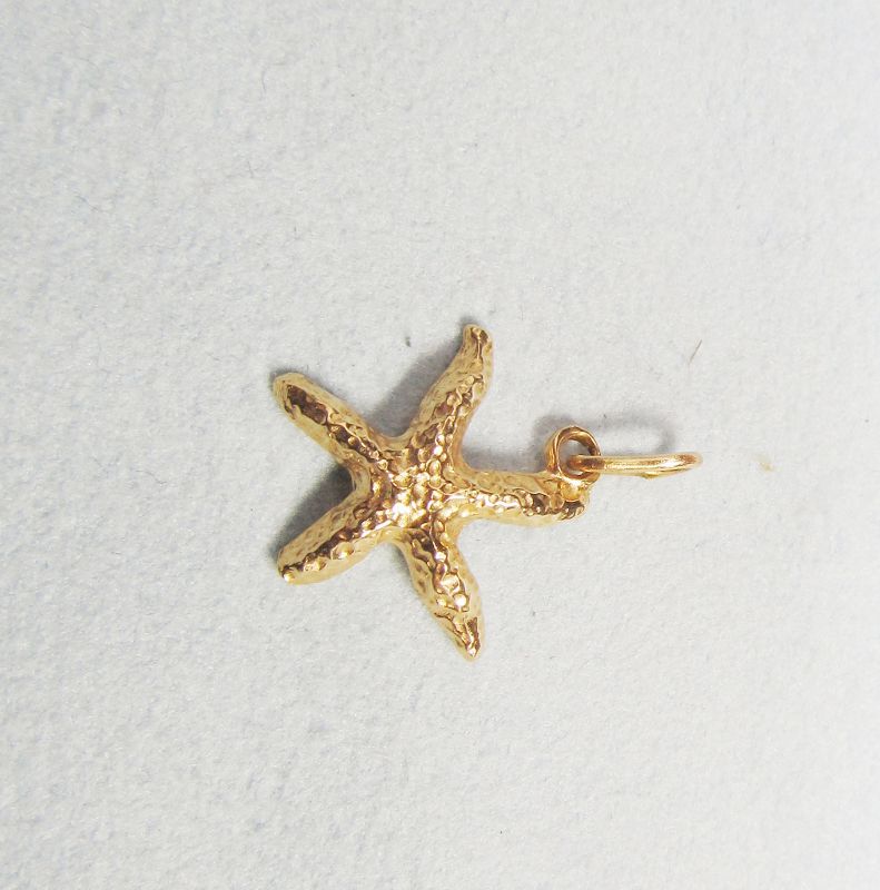 Starfish Charm 14Kt gold