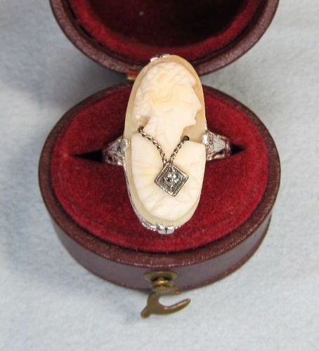 White Gold Filigree Cameo Ring