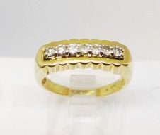 Diamond Ring Set in 14Kt Yellow Gold