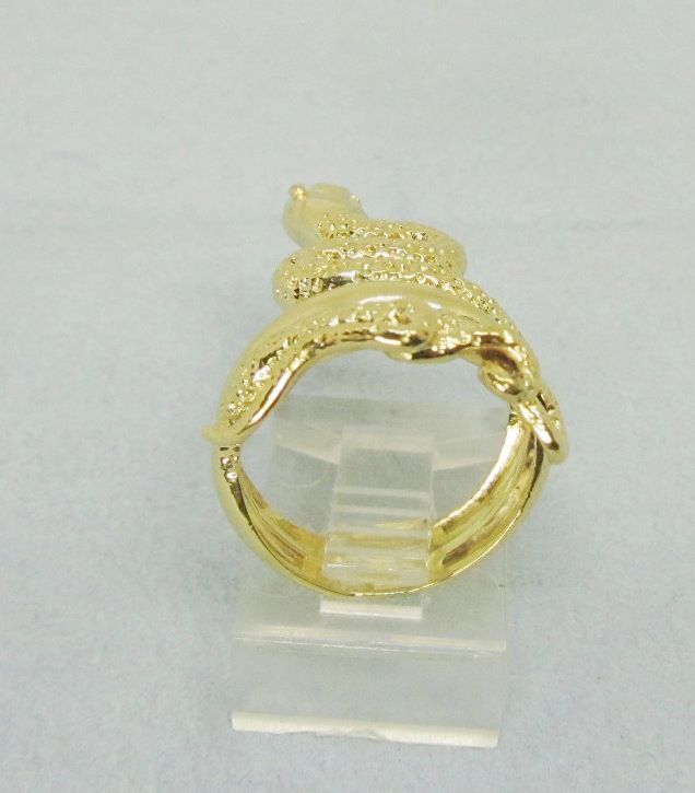 Snake Ring 18Kt Gold with Diamond Eyes