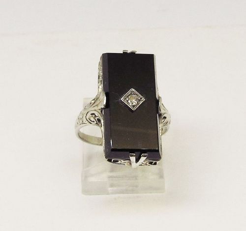 Onyx and Diamond Ring 14Kt White Gold