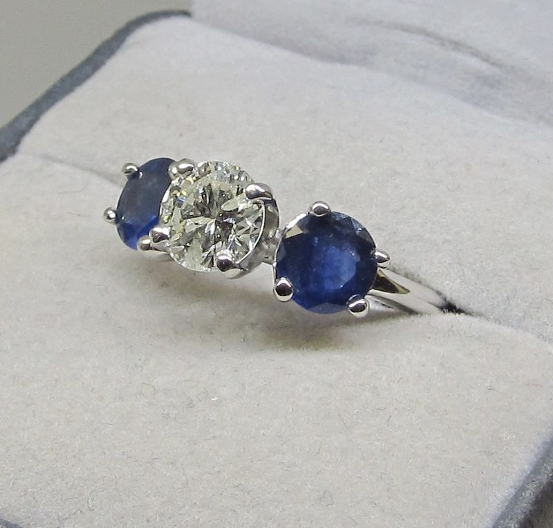 Engagement Ring Diamond and Sapphire 14Kt Gold