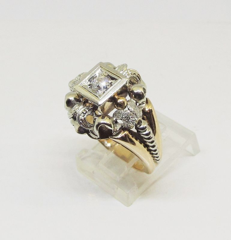 Diamond Ring Baroque Style 18Kt Gold