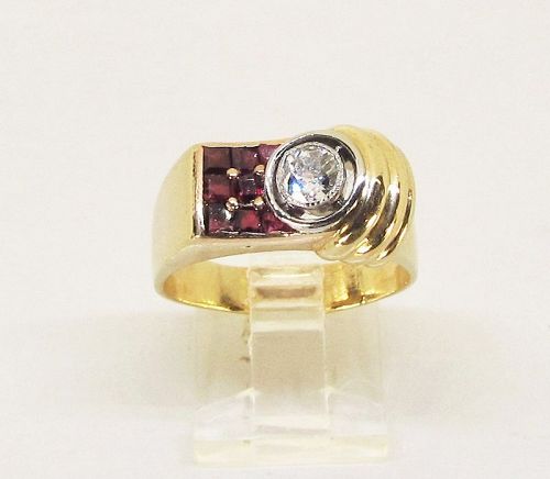 Retro Diamond and Ruby Ring 14Kt Gold