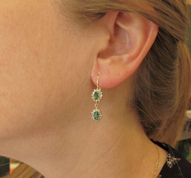 Emerald and Diamond Hanging Cluster earrings 14Kt Gold