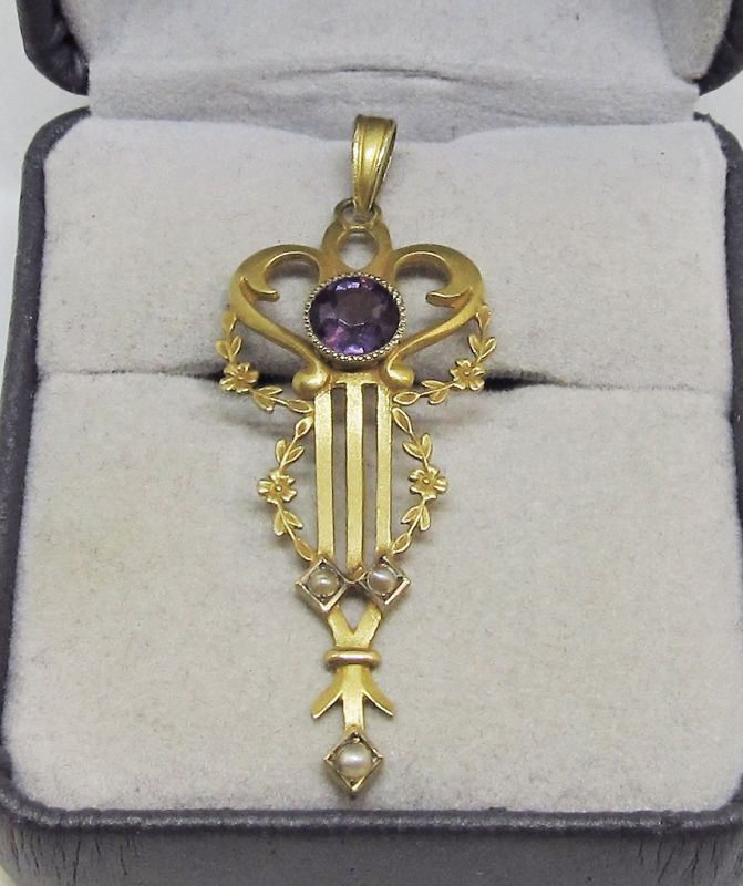 Victorian Amethyst and Seed Pearl Pendant 10Kt Gold