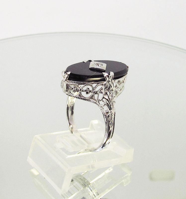 Antique Filigree Ring with Onyx and Diamond 14Kt White Gold