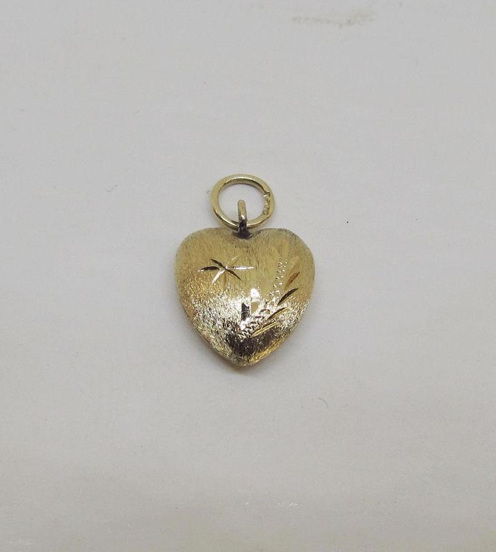 Heart Charm/Pendant 14Kt Yellow Gold