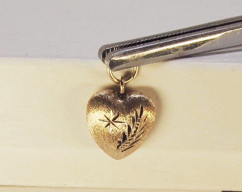 Heart Charm/Pendant 14Kt Yellow Gold