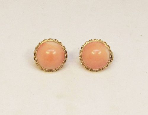Elegant 14Kt Yellow Gold and Cabochon Coral Earrings
