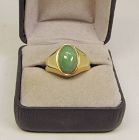 Oval cabochon Jade Ring 14Kt Yellow Gold