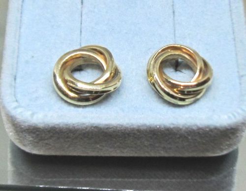 Classic 14Kt Gold Knot Earring