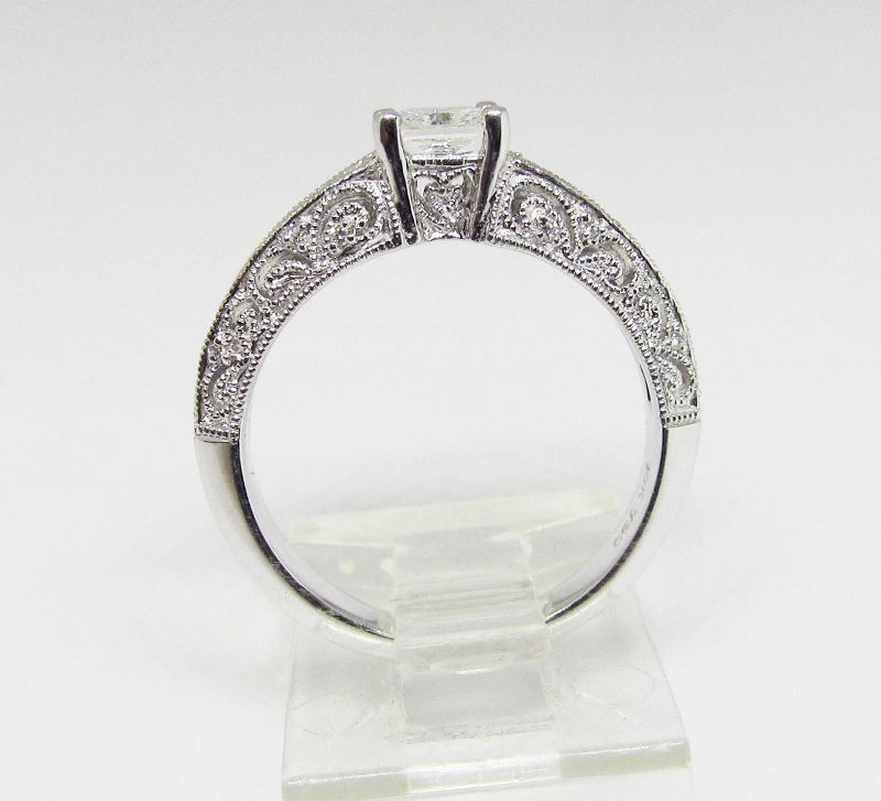 Edwardian Style 18Kt White Gold Diamond Ring