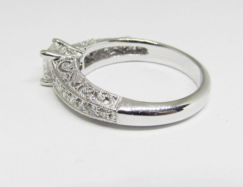 Edwardian Style 18Kt White Gold Diamond Ring