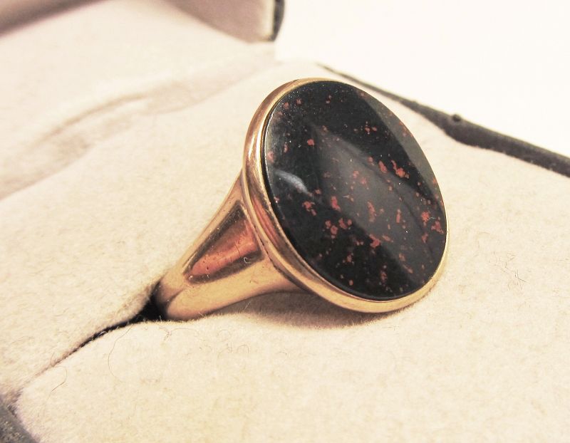 Pink Gold Oval Bloodstone Ring 14Kt