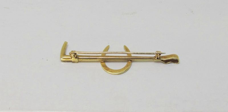 14Kt Gold Equestrian Pin