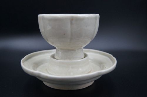 A Set of Qingbai Tea Cup and Stand，Ming Dynasty