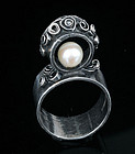 ROACH2-B and P ROACH MOD STUDIO SILVER PEARL RING