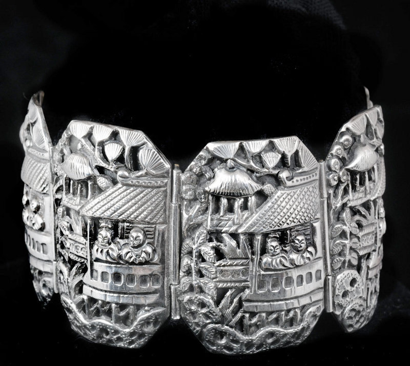 Early DECO CHINESE SILVER REPOUSSE FIGURAL BRACELET