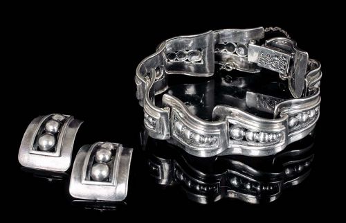 Margot de Taxco Mexican silver Bracelet Earrings set, des. no 5247