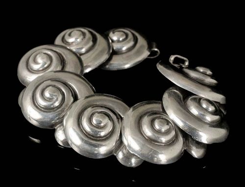 Margot de Taxco Mexican silver Bracelet ~ 5104 shells dsgn