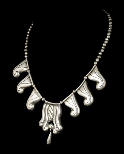 rare early Mexican Deco silver repousse Necklace