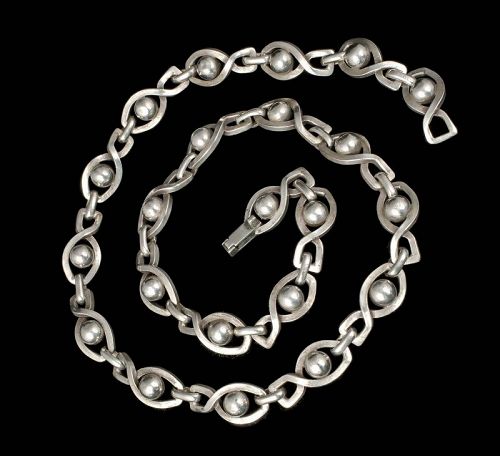 22" Reveri Castillo (attr) Mexican modernist silver Chain Necklace