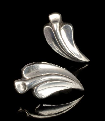 Antonio Pineda Mexican 970 silver mod foliate Earrings