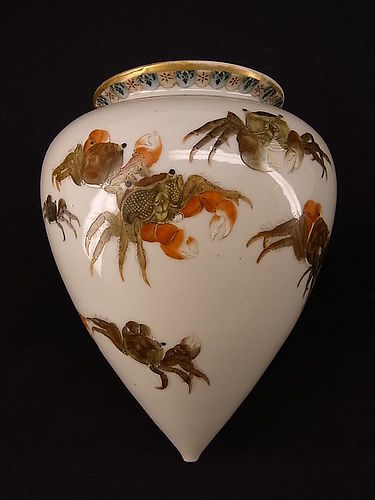 Japanese E. 20th C. Crab Design Kutani Hanging Vase