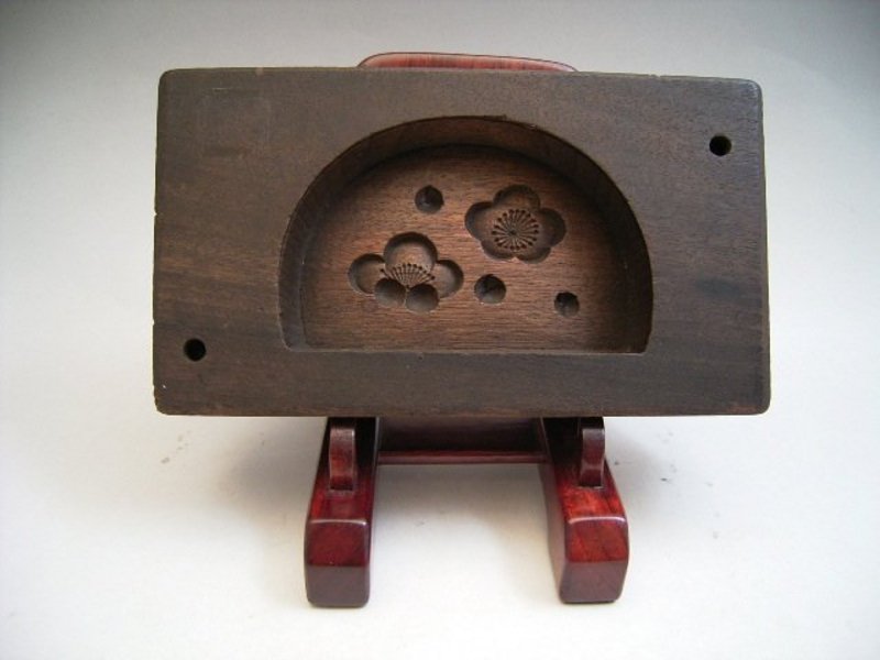 Japanese 20th Century Wooden Mold for Rice-Flour Cakes