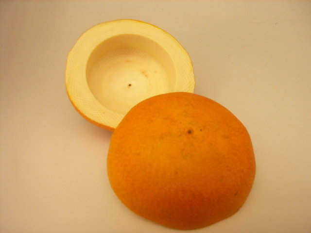 Japanese 20th Century Mandarin Orange Incense Box