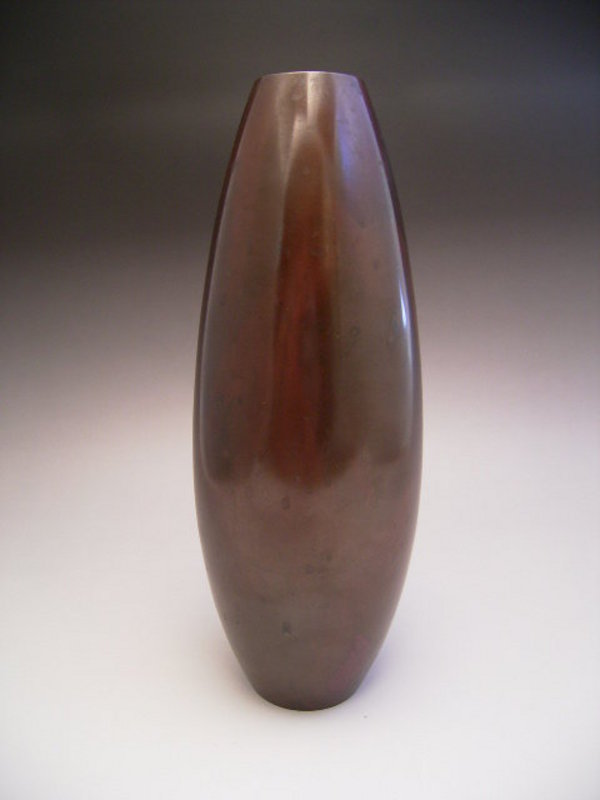 Japanese E. 20th Century Bronze Vase by Tsuda Eiju