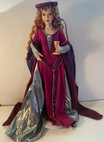 Queen Morgan Le Fay Franklin Mint Heirloom Doll